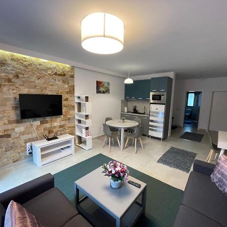 Castle Residence Apt. Zamorei Busteni Ngoại thất bức ảnh