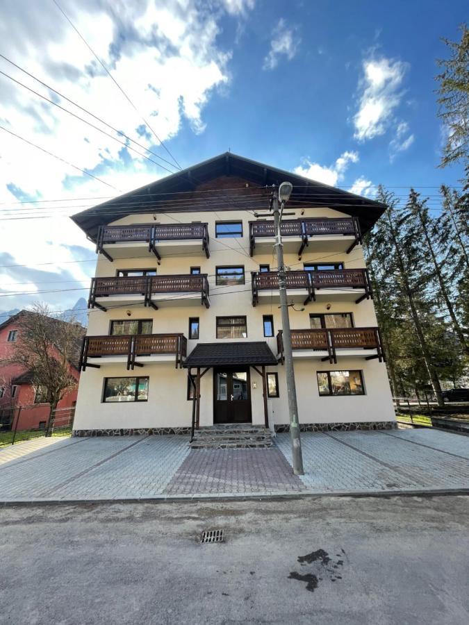 Castle Residence Apt. Zamorei Busteni Ngoại thất bức ảnh