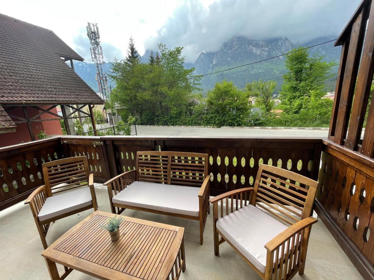 Castle Residence Apt. Zamorei Busteni Ngoại thất bức ảnh